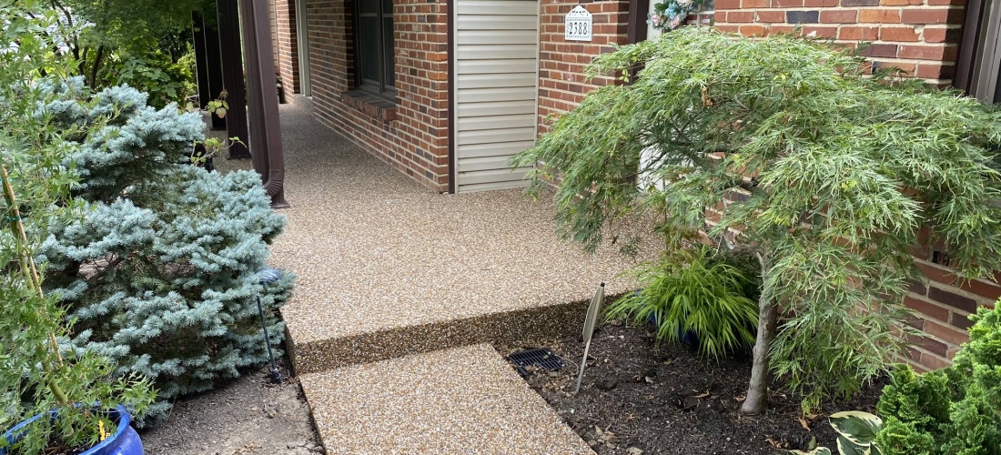 Porch/Walkway