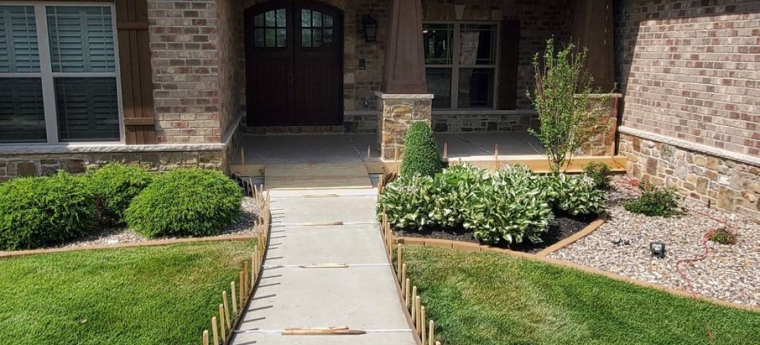 Porch/Walkway